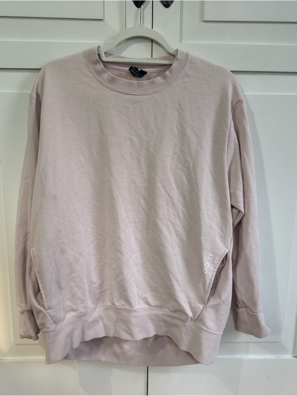 Nike Light Pink Crewneck Sweatshirt/Long Sleeve w/ Pockets Dri-Fit